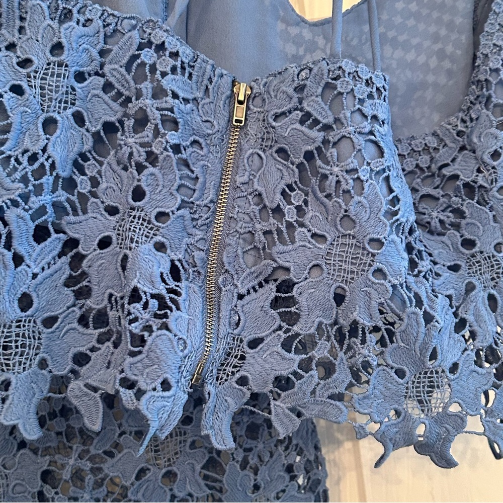 ASTR The Label Lace skirt and crop top set size small - Picture 10 of 12